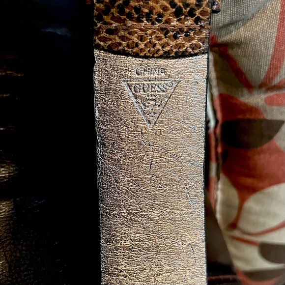 Guess Belt for Women-Size XL -Animal Print with G Buckle - Picture 8 of 8